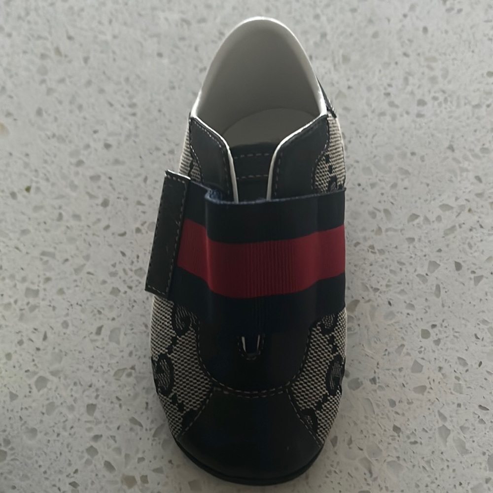 Gucci Newborn Size 19